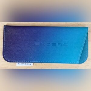 NWOT Blenders Blue Gradient Sunglasses Case